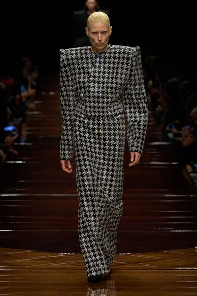 Look 56